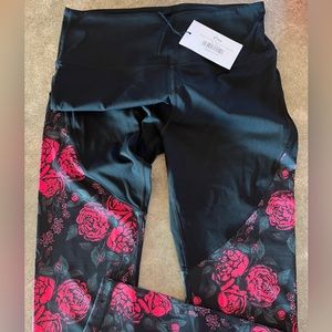 Zyia NEW with tags Black and Rose Light n Tight leggings